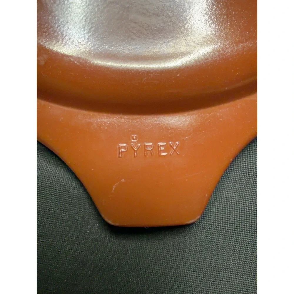 N/A vintage pyrex